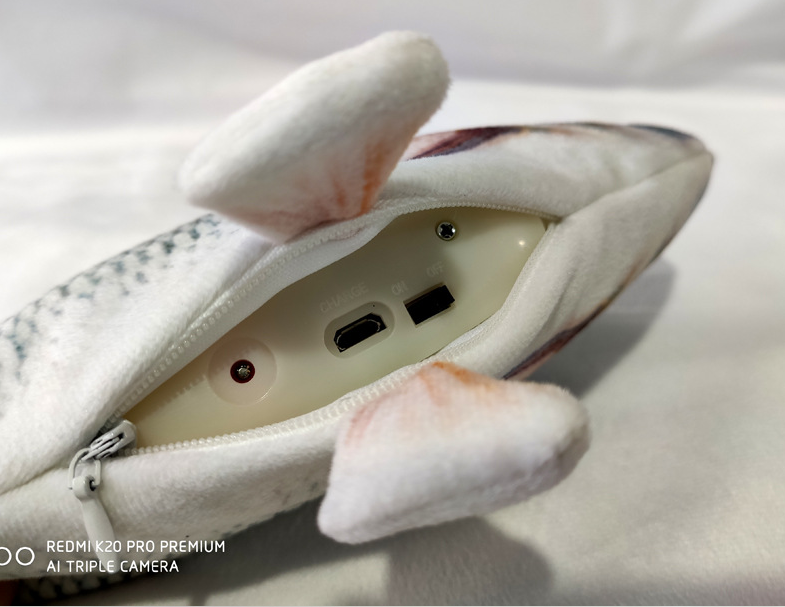 Electric cat simulation jump fish usb charging pet toy